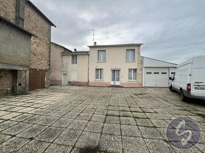 Maison - 142 m² - 5 pièces
