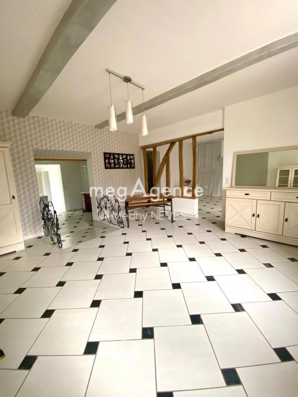 Maison - 135 m² - 6 pièces