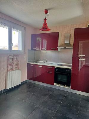 Maison traditionnelle - 74 m² - 4 pièces