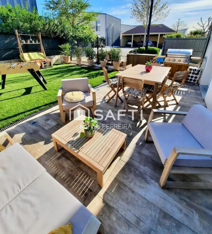 Maison - 86 m² - 4 pièces