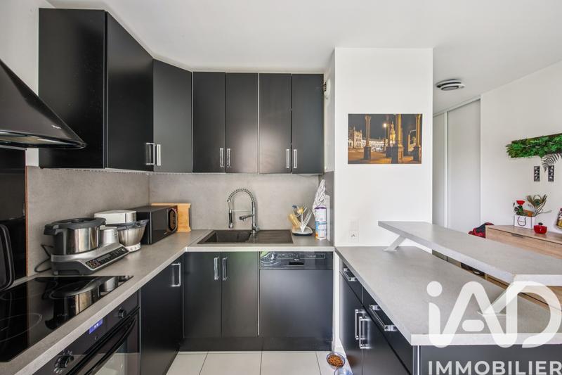 Appartement - 80 m² - 4 pièces