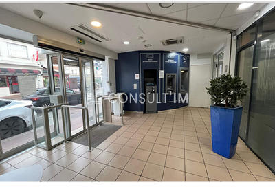 Local commercial - 94 m²