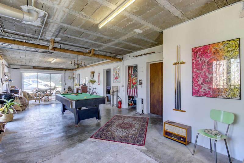 Maison - 230 m² - 5 pièces