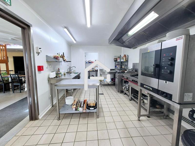Fonds de commerce - 450 m²