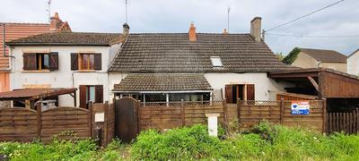 Maison - 168 m² - 10 pièces