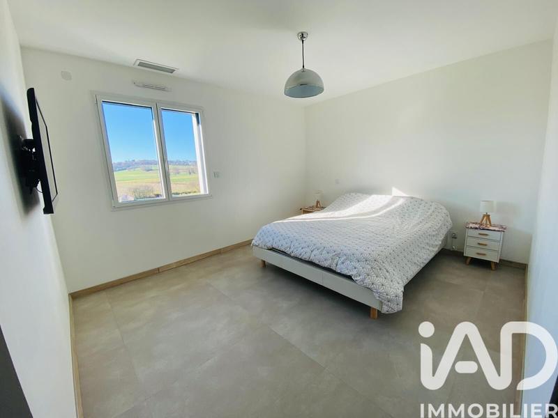 Maison - 135 m² - 4 pièces