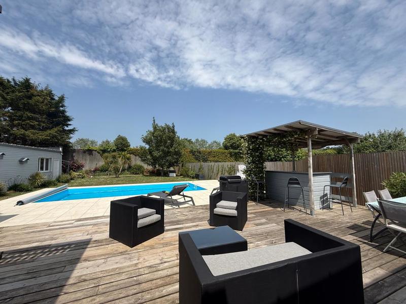 Maison - 150 m² - 5 pièces