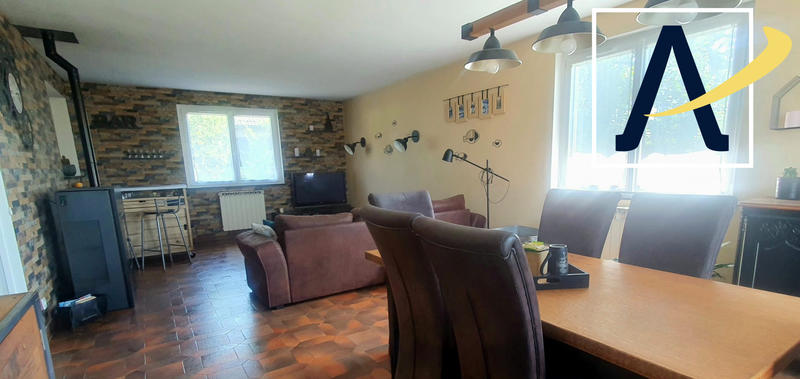 Maison - 101 m² - 5 pièces