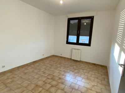 Appartement - 80 m² - 3 pièces