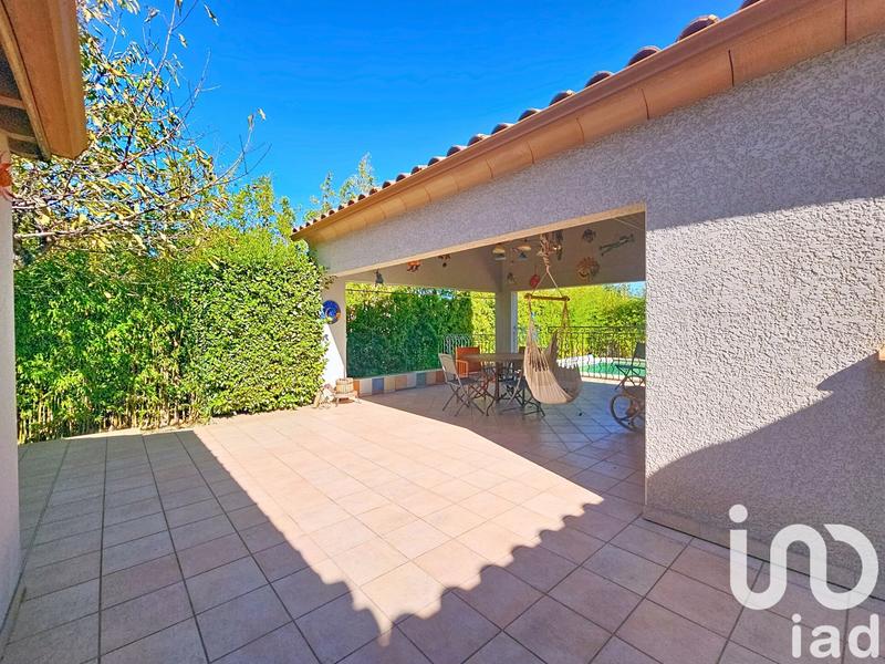 Maison - 210 m² - 10 pièces