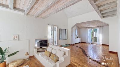 Maison - 156 m² - 7 pièces