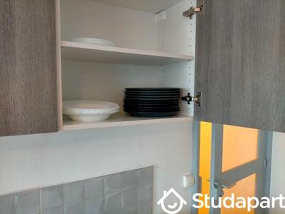 Chambre - 9 m² - 1 pièce