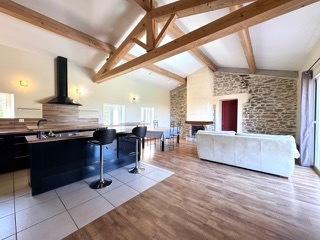 Maison - 202 m² - 6 pièces