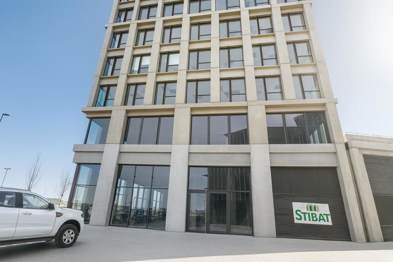 Local commercial - 211 m²