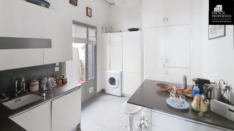 Appartement - 107 m² - 3 pièces