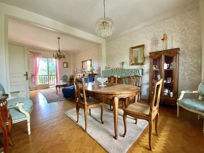 Maison - 127 m² - 6 pièces