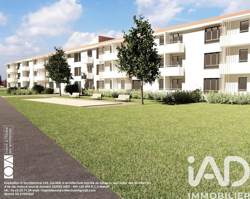 Immeuble - 2 200 m²