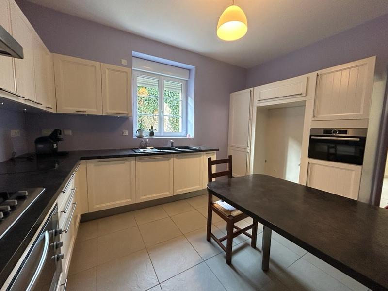 Maison ancienne - 155 m² - 8 pièces