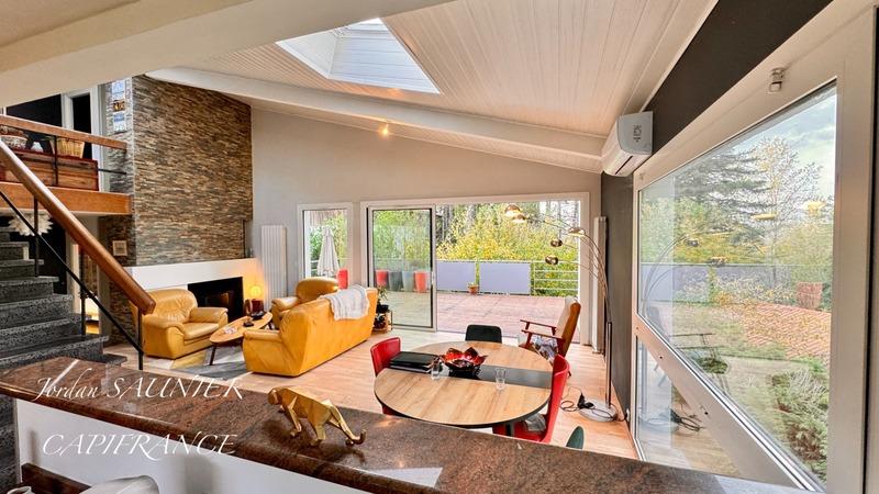 Maison d'architecte - 200 m² - 8 pièces