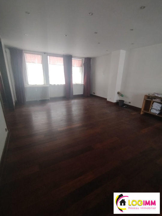 Appartement - 168 m² - 5 pièces