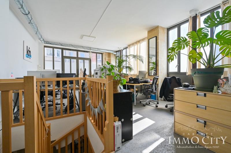 Local commercial - 61 m² - 4 pièces