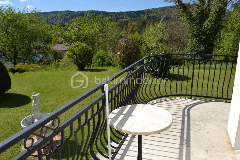 Maison - 160 m² - 9 pièces