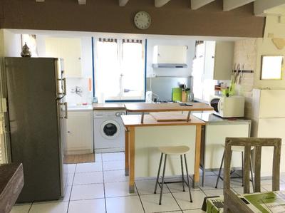 Maison en pierre - 91 m² - 4 pièces