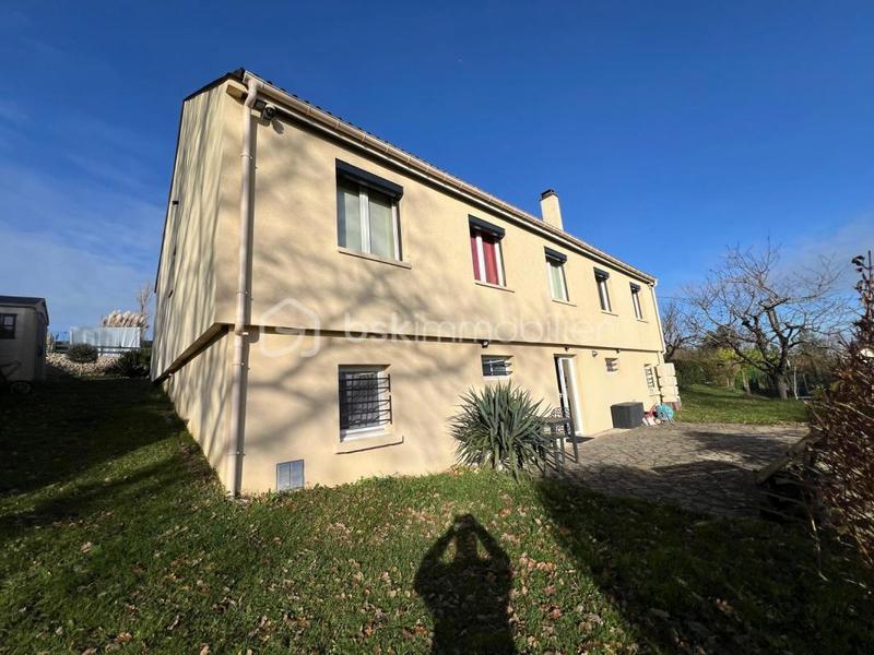 Maison - 112 m² - 7 pièces