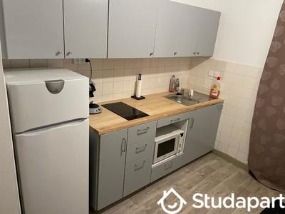 Chambre - 11 m² - 1 pièce