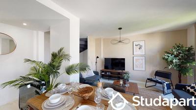 Chambre - 10 m² - 1 pièce