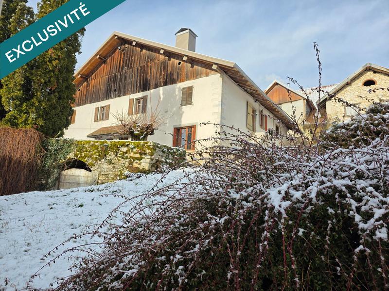 Maison - 270 m² - 10 pièces