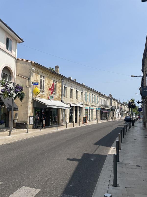 Local commercial - 110 m²