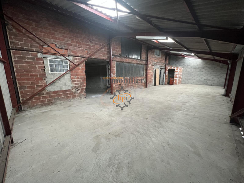 Local commercial - 355 m²