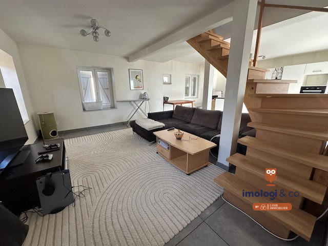 Appartement - 80 m² - 4 pièces