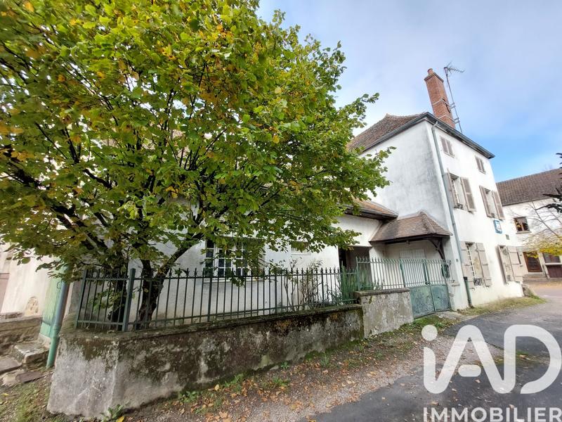 Maison - 93 m² - 4 pièces