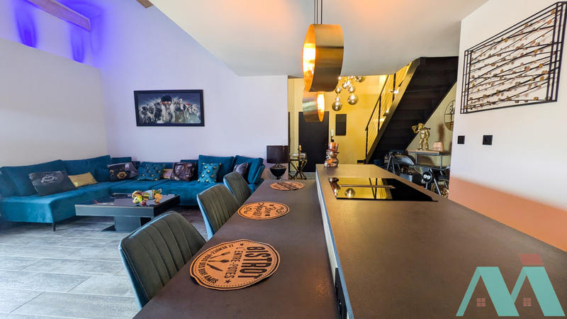 Appartement - 96 m² - 3 pièces