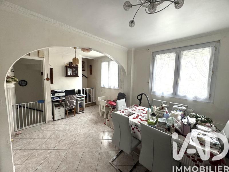 Maison - 95 m² - 4 pièces