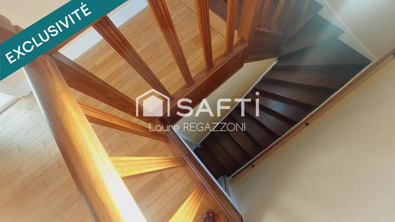 Maison - 128 m² - 7 pièces