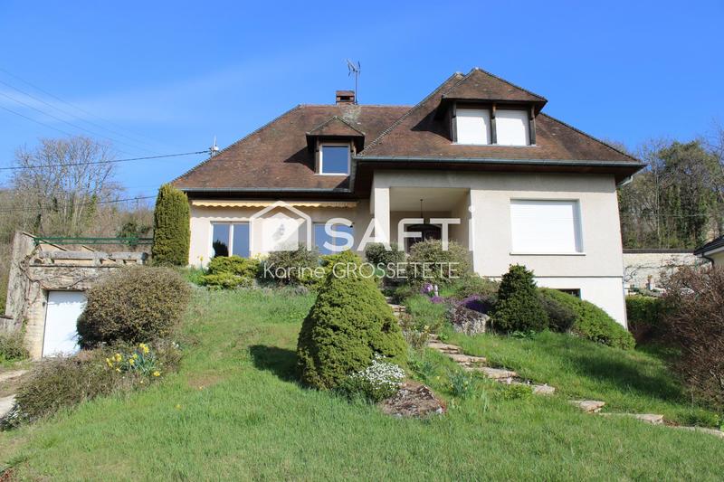 Maison - 228 m² - 7 pièces