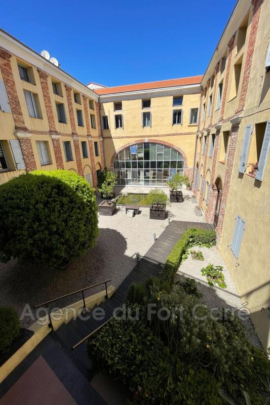 Appartement - 80 m² - 3 pièces