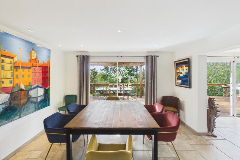 Maison - 93 m² - 3 pièces