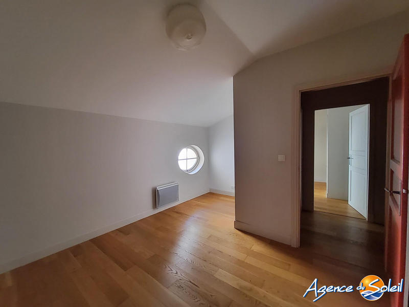 Appartement - 79 m² - 3 pièces