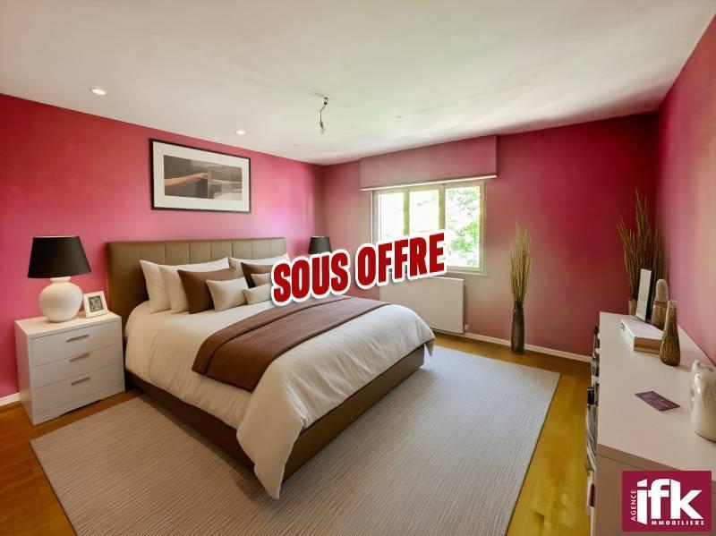 Appartement - 93 m² - 4 pièces