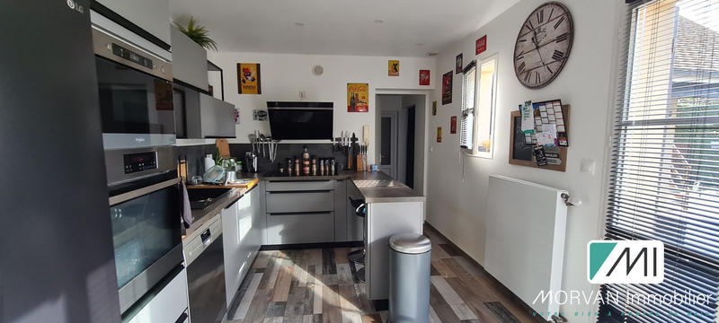 Villa - 200 m² - 8 pièces