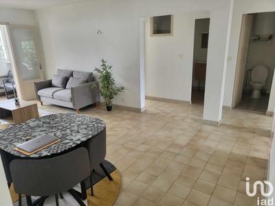 Appartement - 67 m² - 4 pièces
