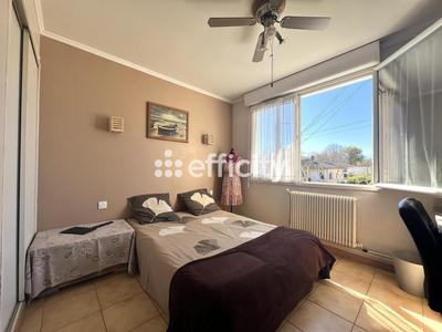 Maison - 155 m² - 7 pièces