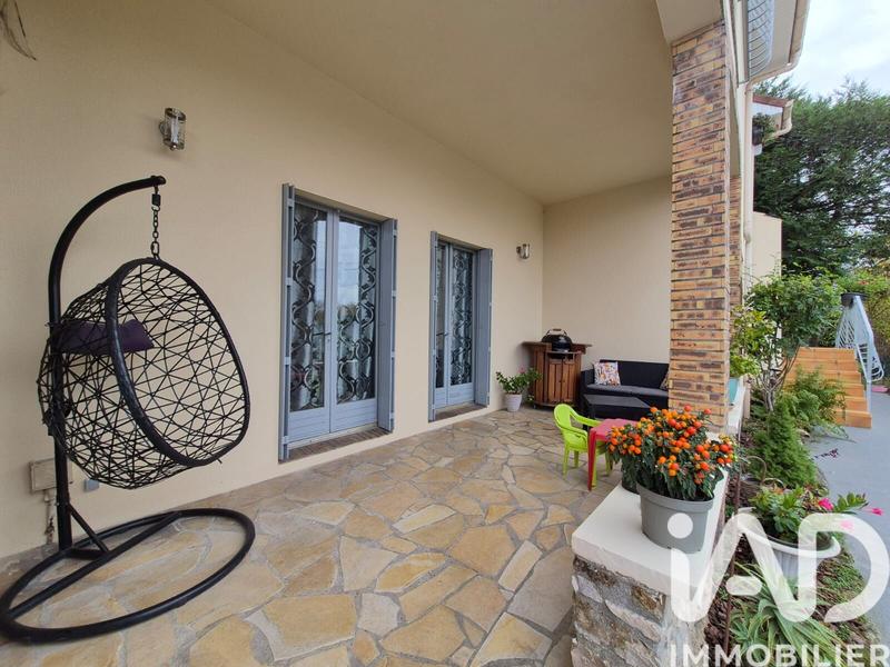 Maison - 175 m² - 8 pièces