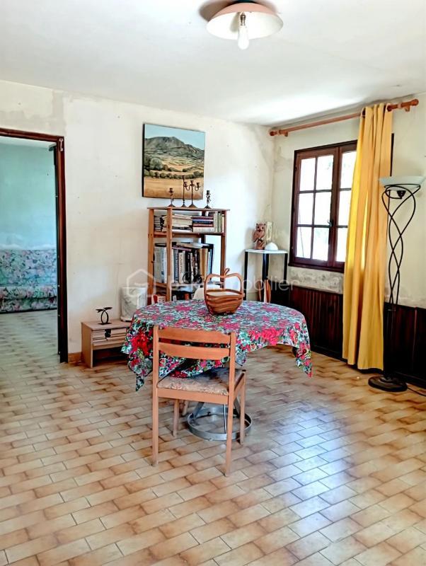 Maison traditionnelle - 232 m² - 8 pièces