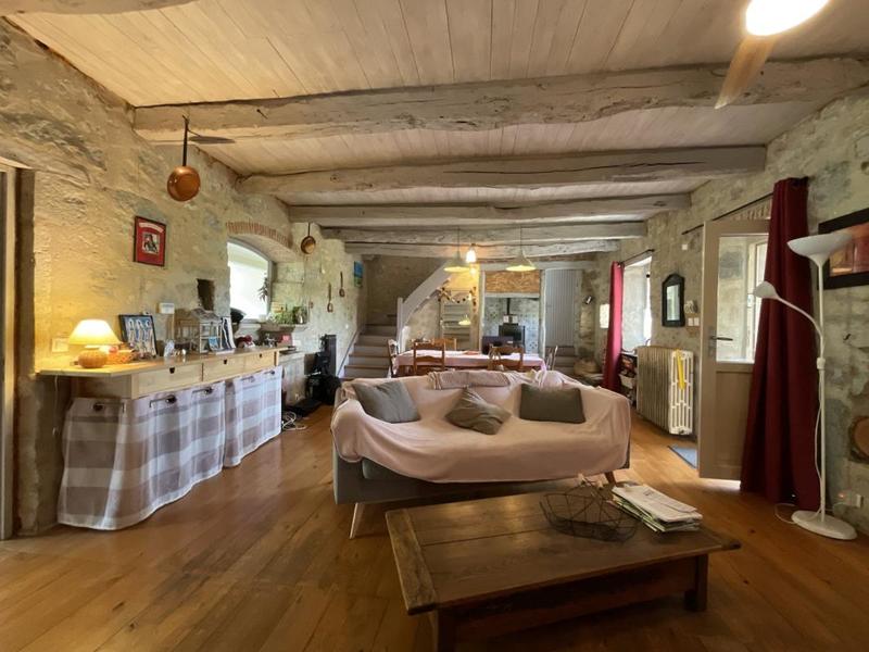 Maison - 430 m² - 16 pièces