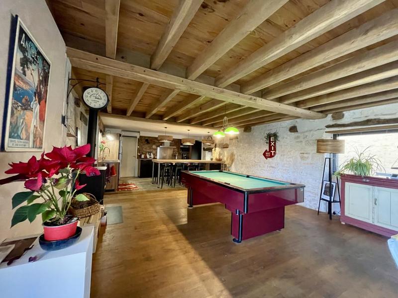 Maison - 145 m² - 6 pièces